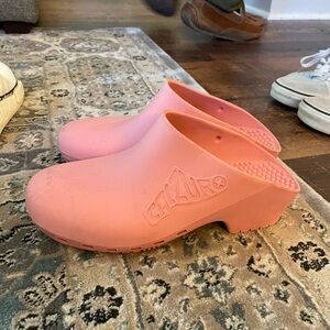 Pink Calzuro Clogs